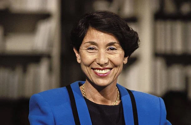 Unlock the Poetic Language Revolution of Kristeva