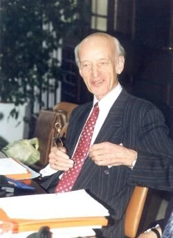 Wolfgang Iser – The Implied Reader: A Key Concept for NET, GATE, and College TRB Aspirants