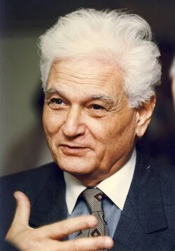 Jacques Derrida – Of Grammatology (Différance & Deconstruction) | Elite Academy