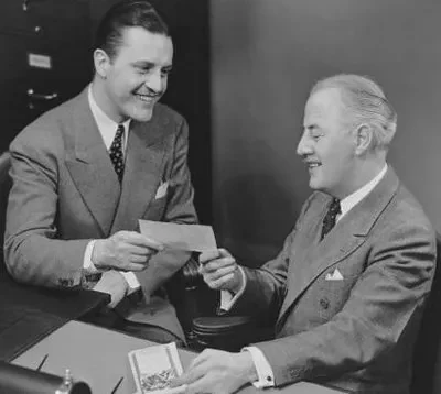 W.K. Wimsatt & M.C. Beardsley – Intentional Fallacy and Affective Fallacy Explained